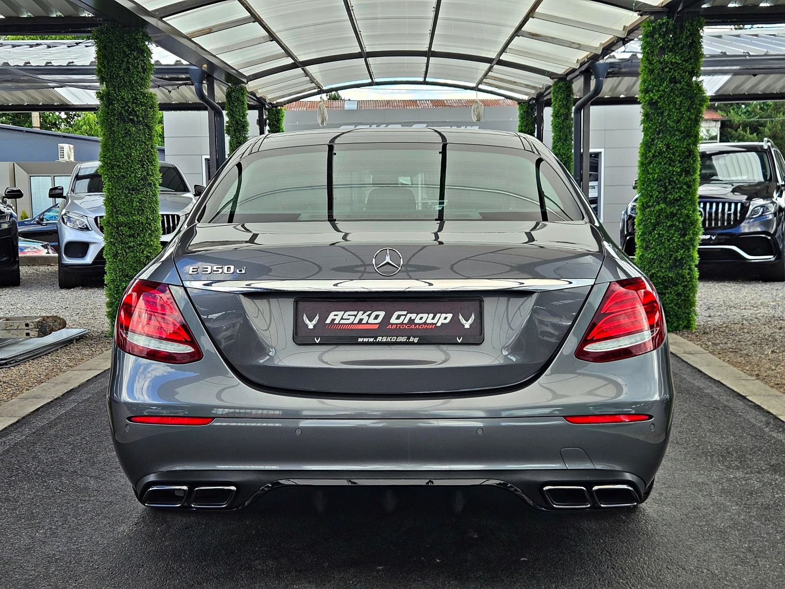 Mercedes-Benz E 350 AMG/DISTR/CAMERA/AMBIENT/CAR PLAY/ПОДГРЕВ/DIGI/LIZ, снимка 6 - Автомобили и джипове - 55283377