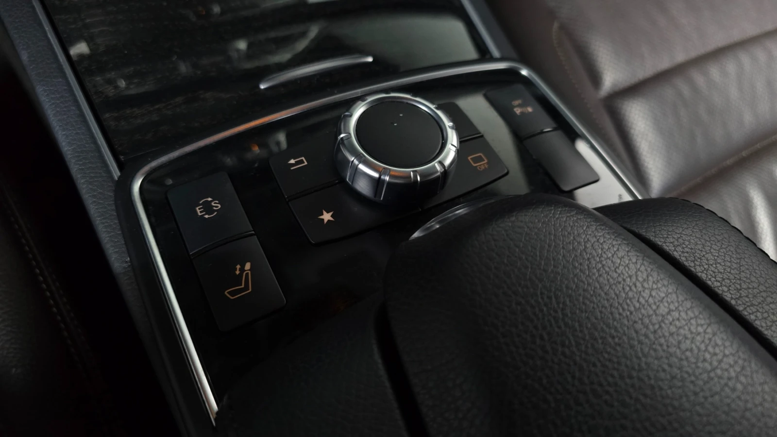 Mercedes-Benz E 400 AMG lineПодгрев/Обдух/ПАМЕТ, снимка 10 - Автомобили и джипове - 55383486