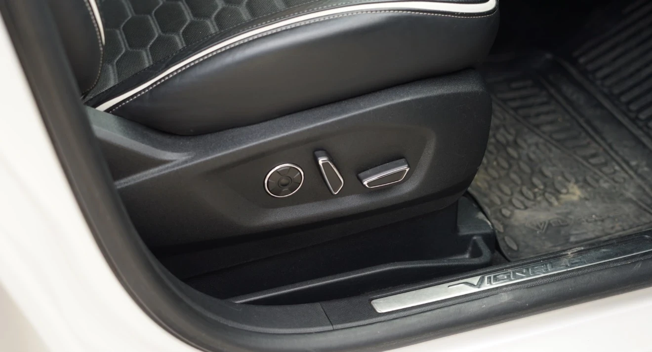 Ford S-Max Vignale Paket, снимка 15 - Автомобили и джипове - 55657471