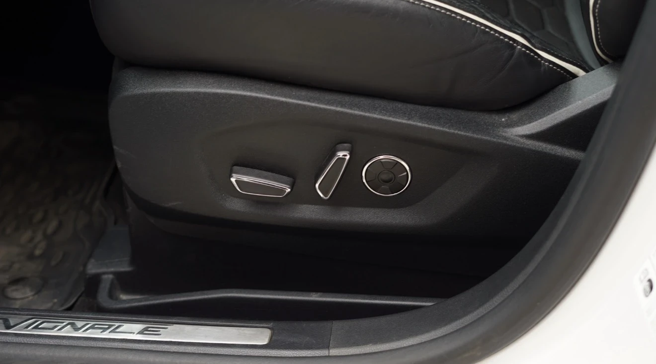 Ford S-Max Vignale Paket, снимка 16 - Автомобили и джипове - 55657471