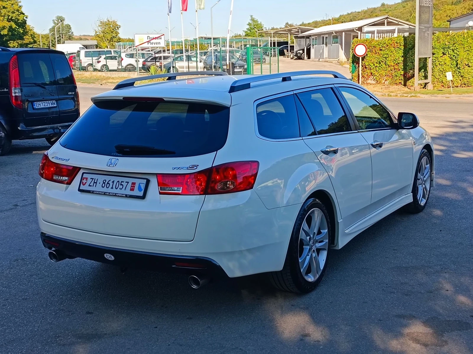 Honda Accord 2.4i-201кс-ШВЕЙЦАРИЯ-РЪЧКА-6ск-FACELIFT-TypeS, снимка 3 - Автомобили и джипове - 55694151