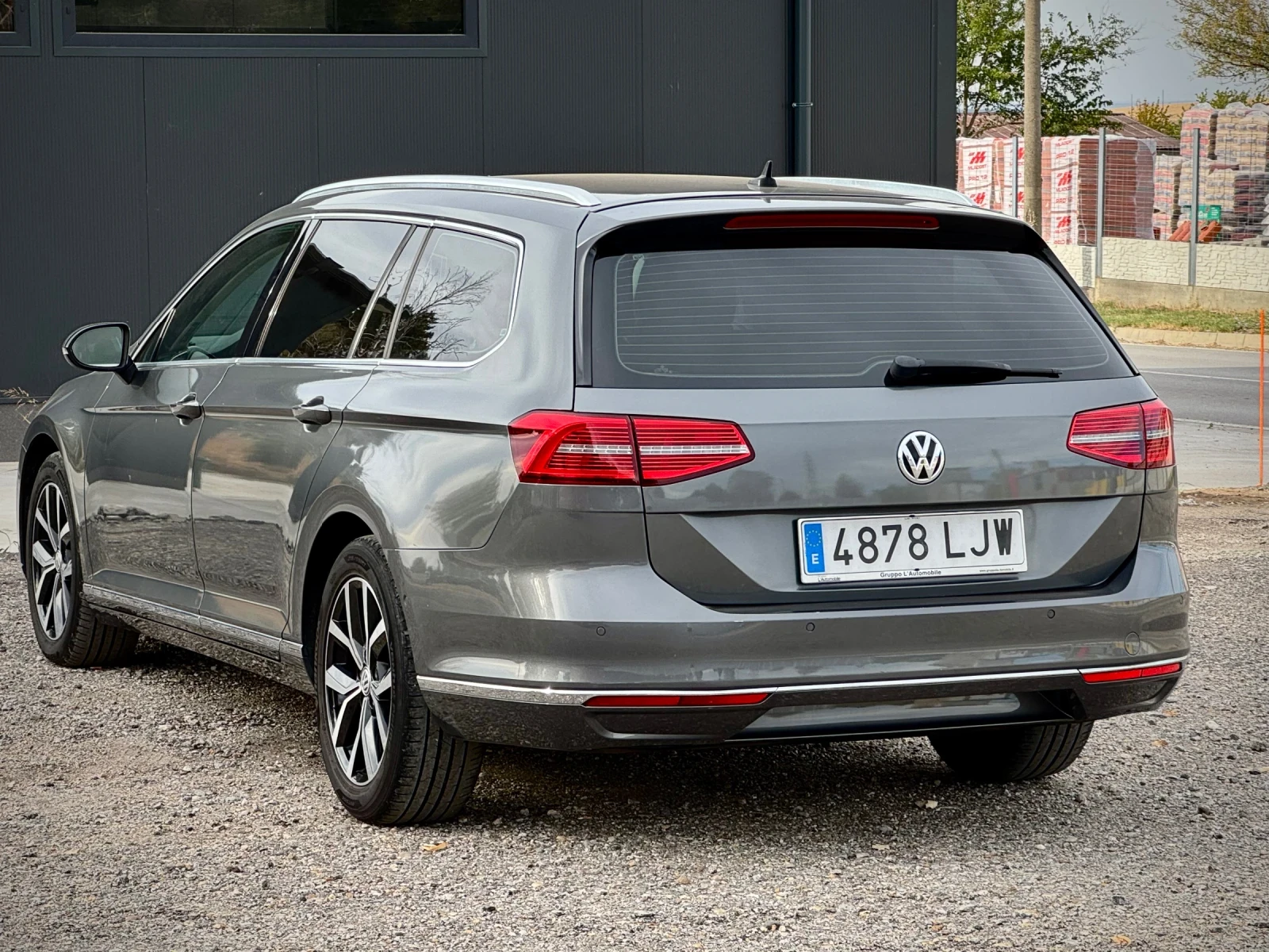 VW Passat 2.0tdi HIGHLINE - DIGITAL - DSG | Mobile.bg � ����������� 7
