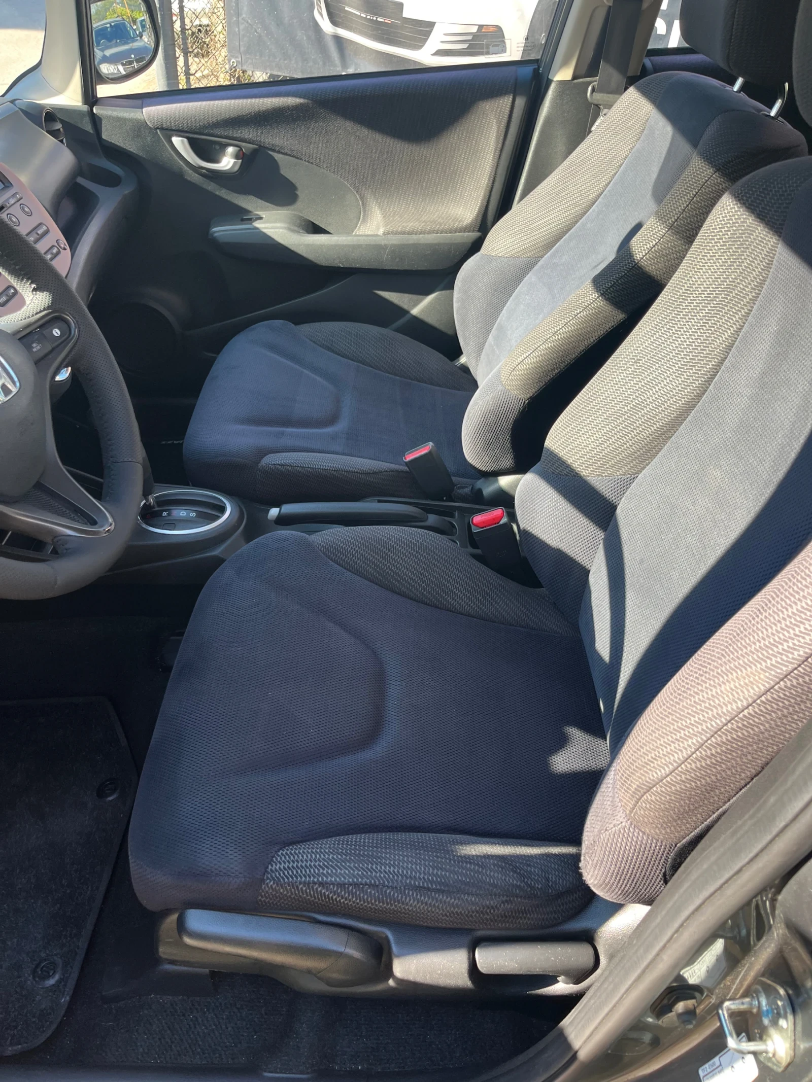 Honda Jazz 1.4i - FACE - Automatic - SWISS , снимка 7 - Автомобили и джипове - 56625760