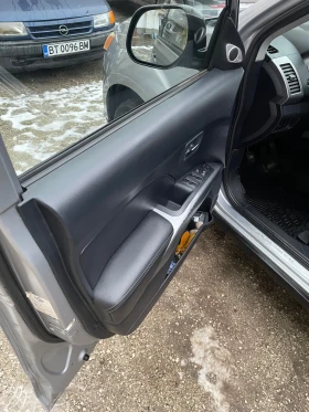 Mitsubishi Outlander, снимка 1