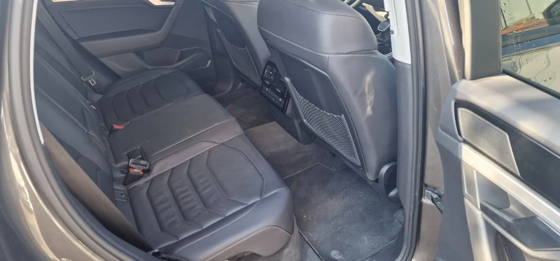 VW Touareg  3.0TDI, снимка 11 - Автомобили и джипове - 51847275
