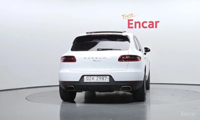 Porsche Macan, снимка 4 - Автомобили и джипове - 52322797