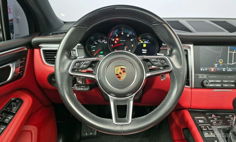 Porsche Macan, снимка 13 - Автомобили и джипове - 52322797
