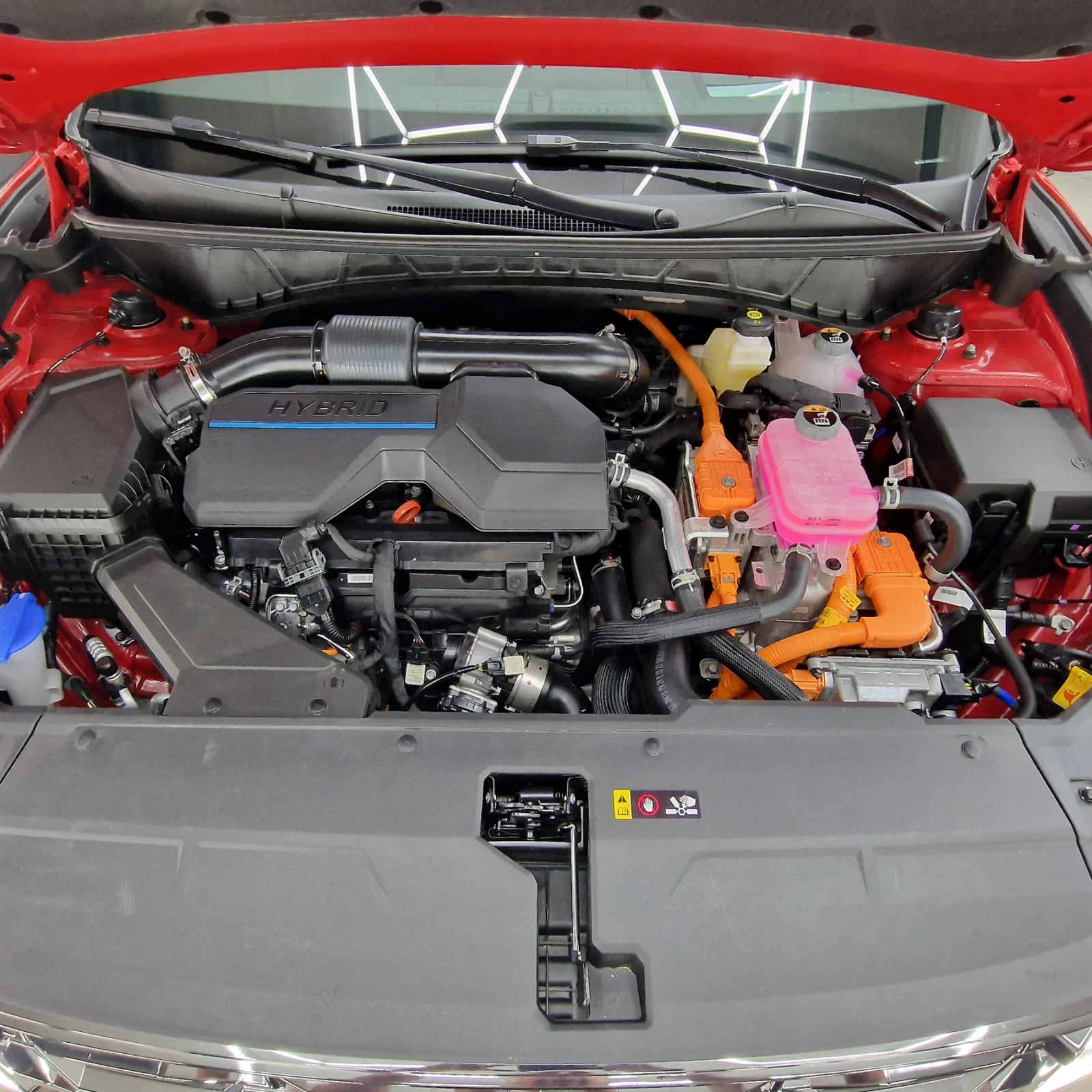 Hyundai Tucson N LINE/Hibrid/4х4/ 4000КМ  - изображение 8