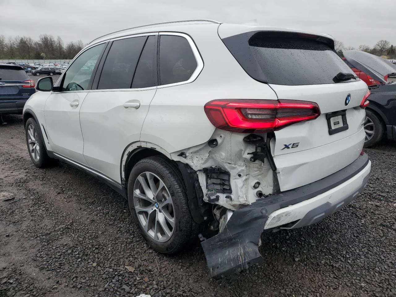 BMW X5 XDRIVE40I - изображение 2