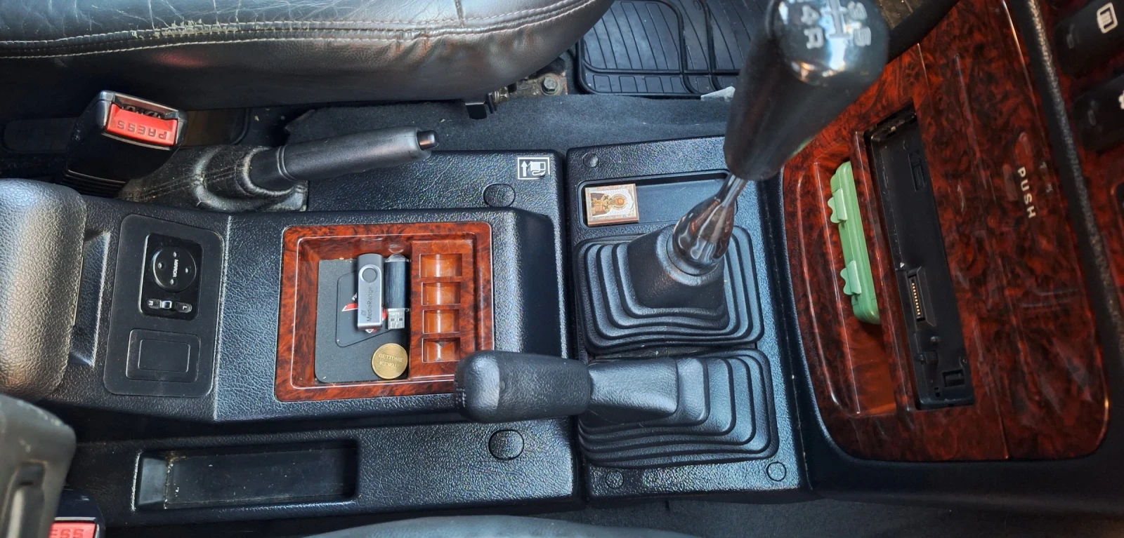 Hyundai Galloper 2.5TDI  , снимка 8 - Автомобили и джипове - 54074040