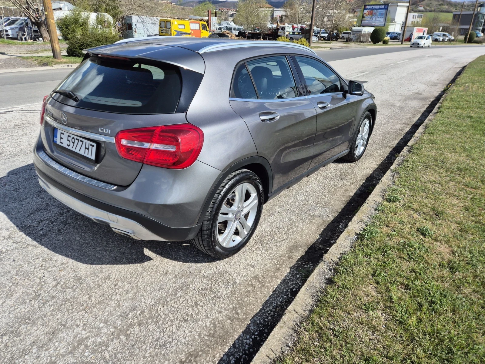 Mercedes-Benz GLA 200 GLA200 FULL OPTION , снимка 6 - Автомобили и джипове - 54081294