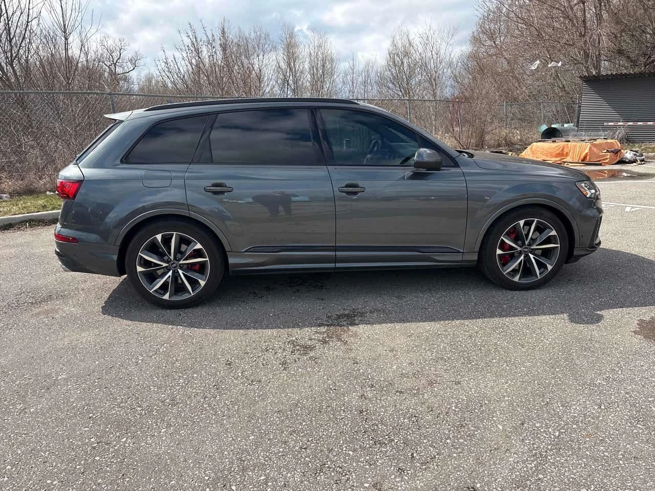 Audi SQ7 * 2 КЛЮЧА * ДИСТРОНИК * 360* ОБДУХВАНЕ, снимка 3 - Автомобили и джипове - 54184799