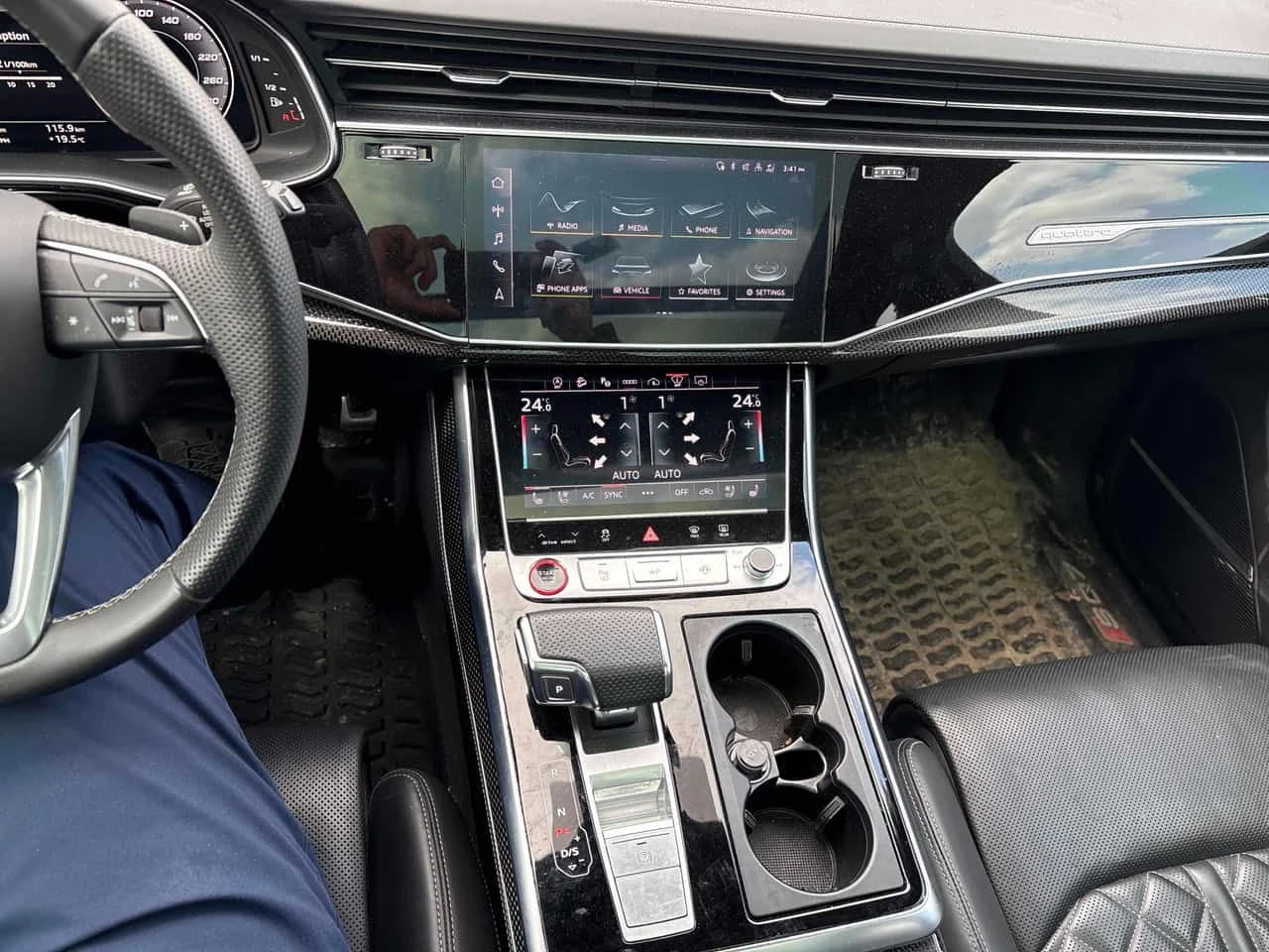 Audi SQ7 * 2 КЛЮЧА * ДИСТРОНИК * 360* ОБДУХВАНЕ, снимка 9 - Автомобили и джипове - 54184799