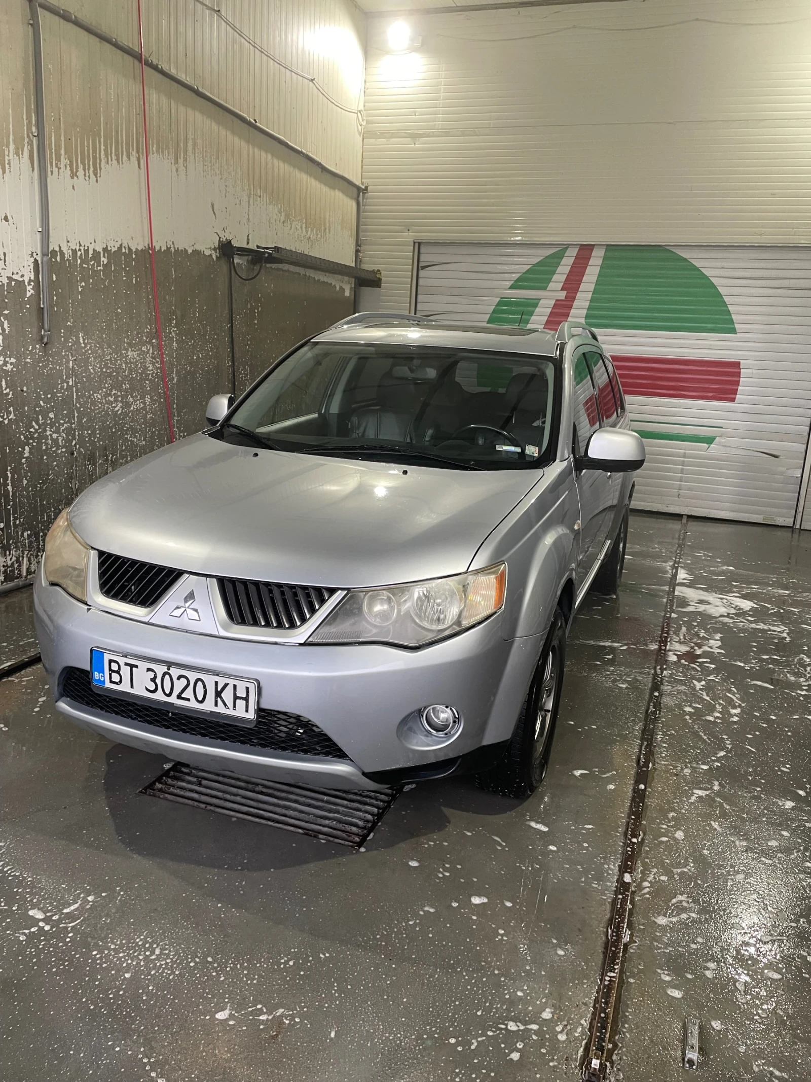 Mitsubishi Outlander, снимка 14 - Автомобили и джипове - 54682563