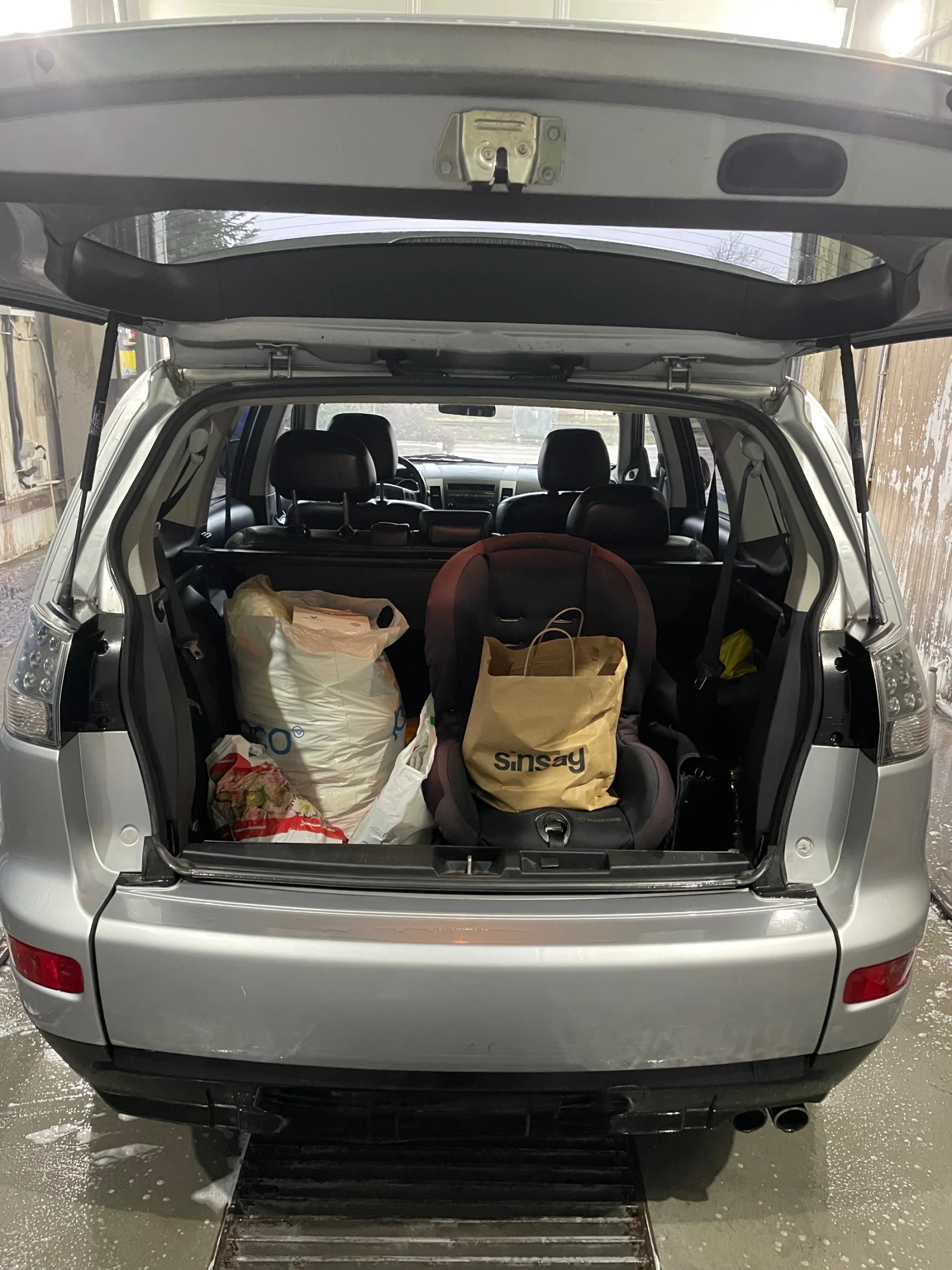 Mitsubishi Outlander, снимка 9 - Автомобили и джипове - 54682563