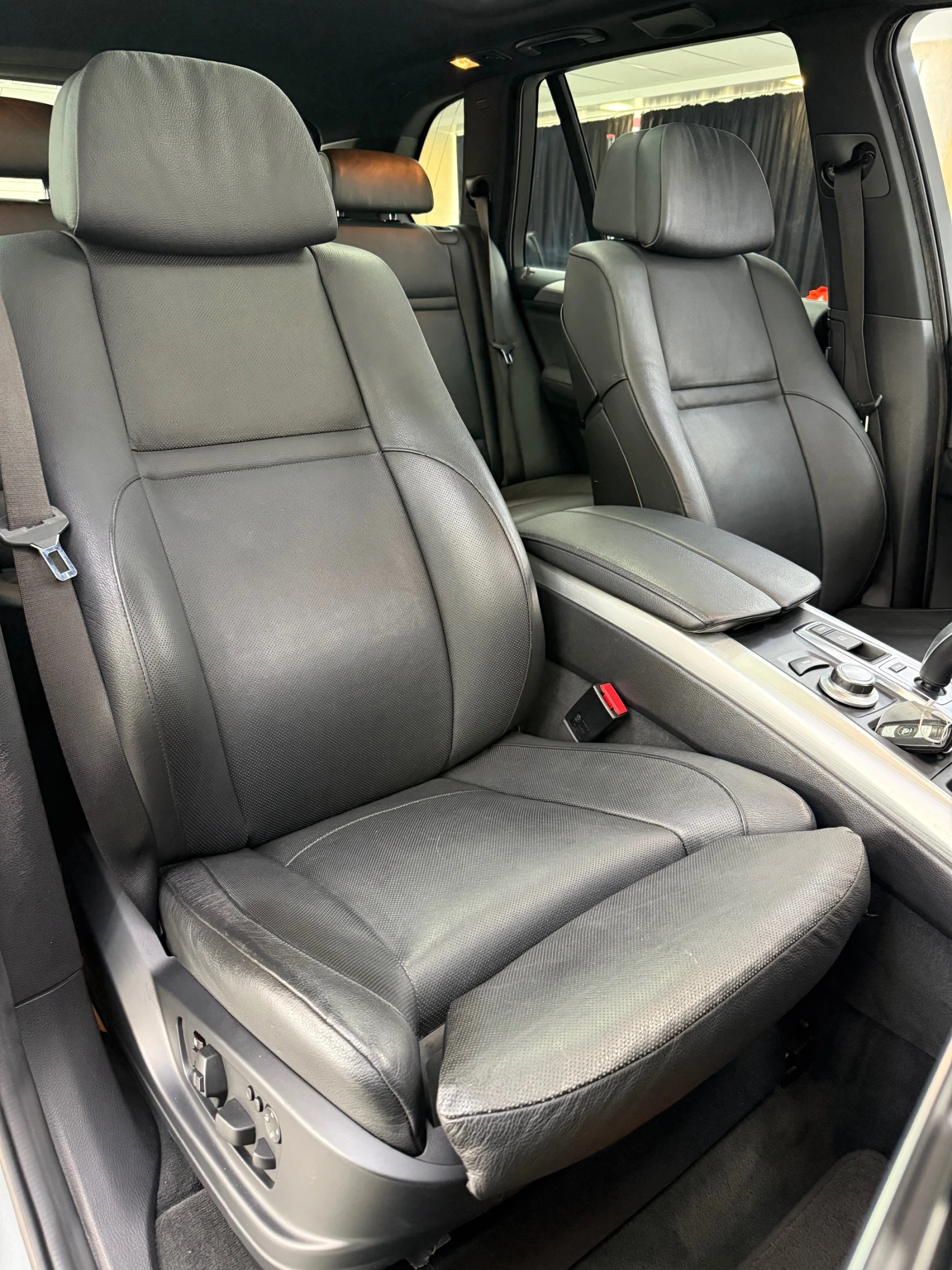 BMW X5 3.0SD 286к.с. FULL MAXX БЕЗ АНЛОГ, снимка 9 - Автомобили и джипове - 55178129