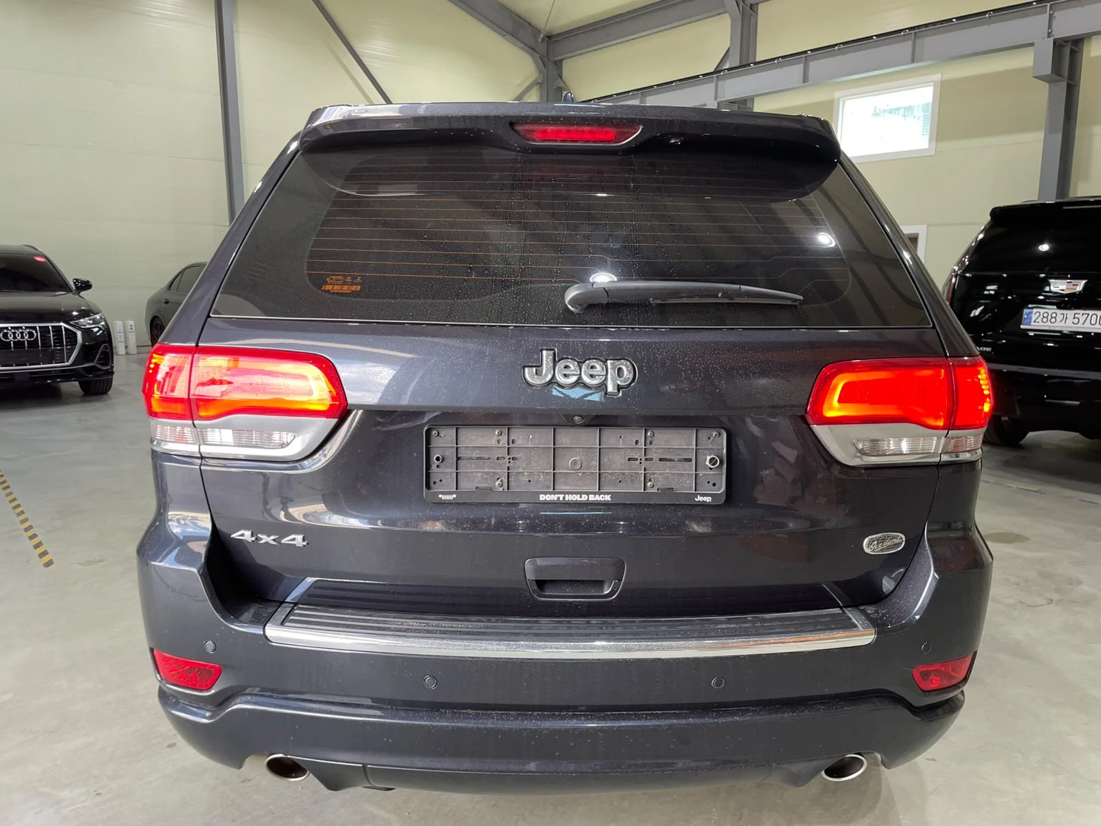 Jeep Grand cherokee 3.6 V6 ! Overland !, снимка 5 - Автомобили и джипове - 55283661