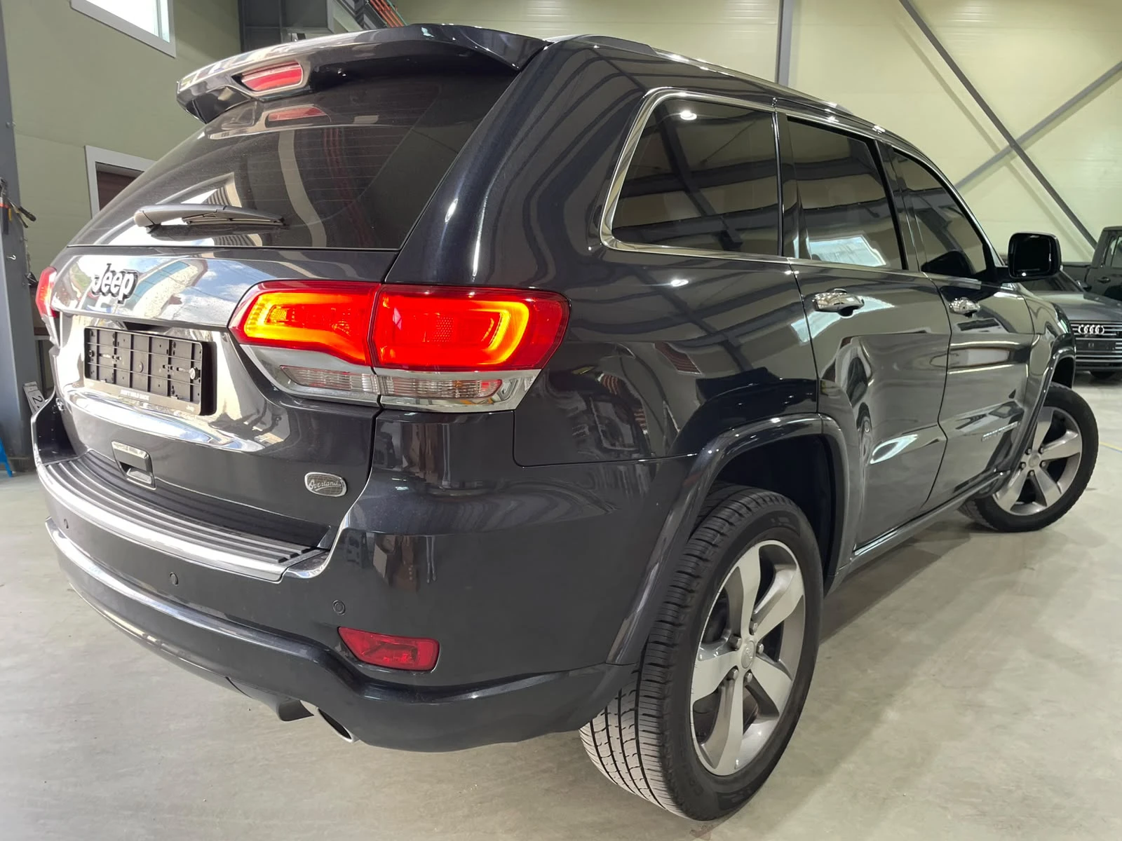 Jeep Grand cherokee 3.6 V6 ! Overland !, снимка 4 - Автомобили и джипове - 55283661