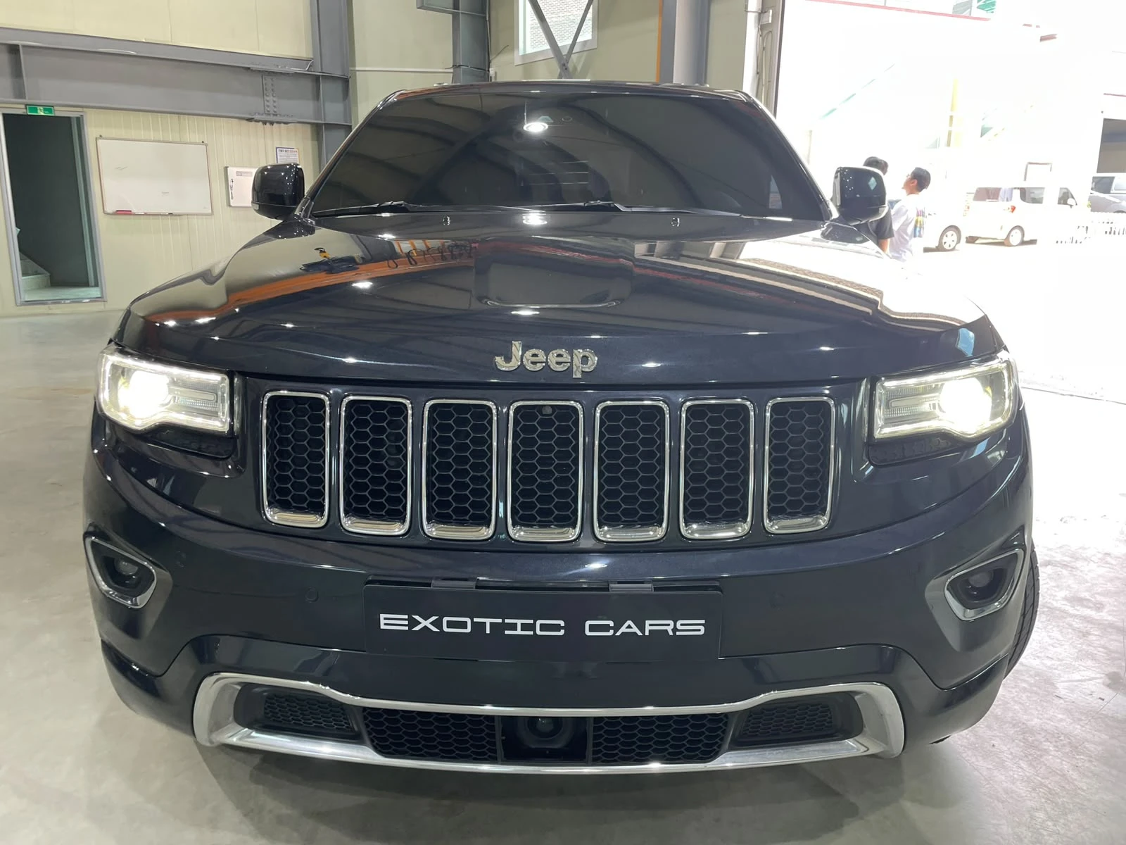Jeep Grand cherokee 3.6 V6 ! Overland !, снимка 2 - Автомобили и джипове - 55283661