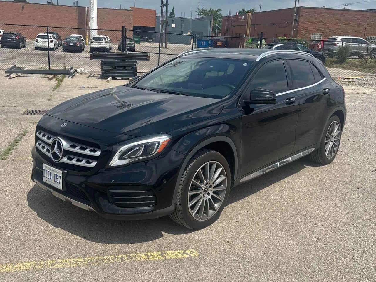 Mercedes-Benz GLA * 250 * CARFAX * БЕЗ ПЪРВОНАЧАЛНА ВНОСКА