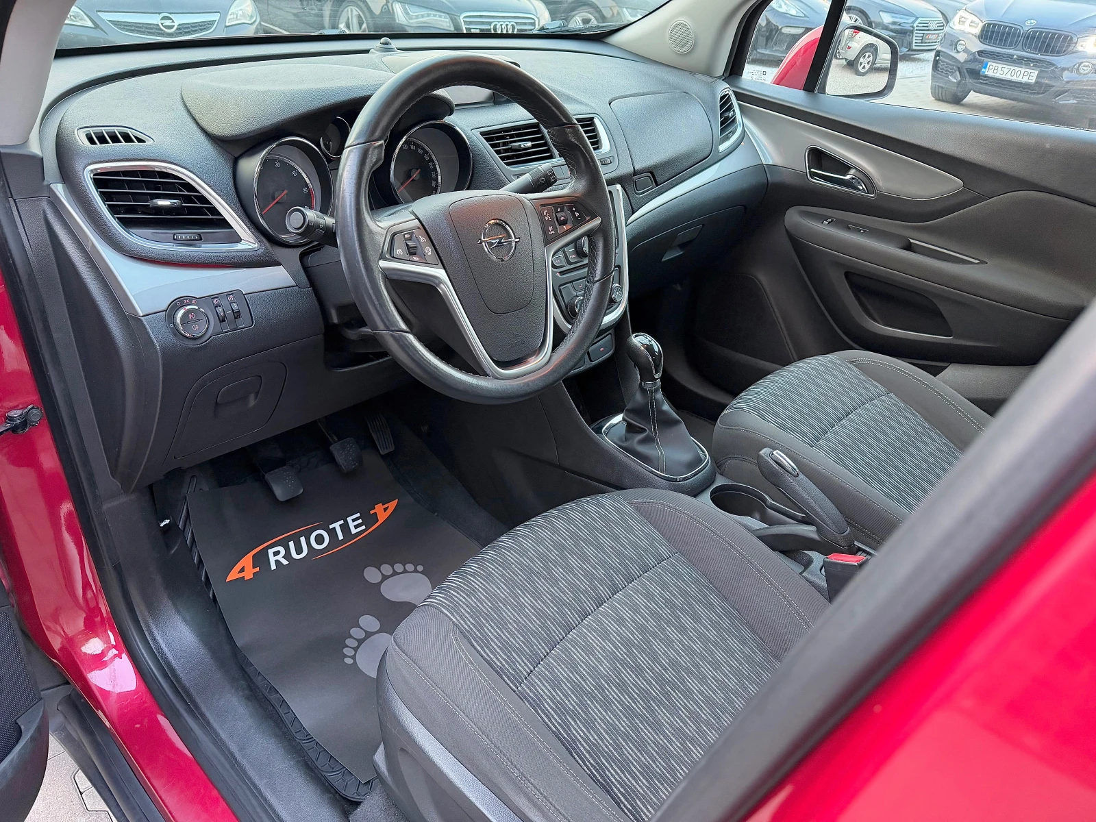 Opel Mokka 1.7CDTi, снимка 7 - Автомобили и джипове - 55704743
