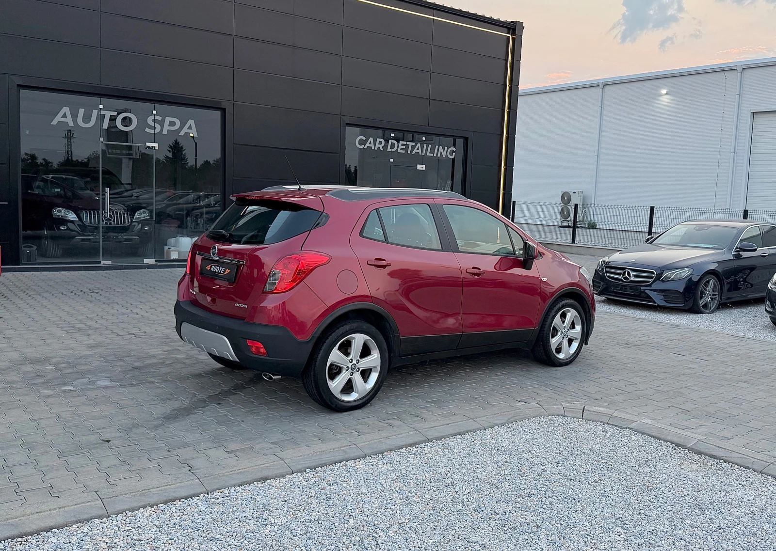 Opel Mokka 1.7CDTi, снимка 4 - Автомобили и джипове - 55704743