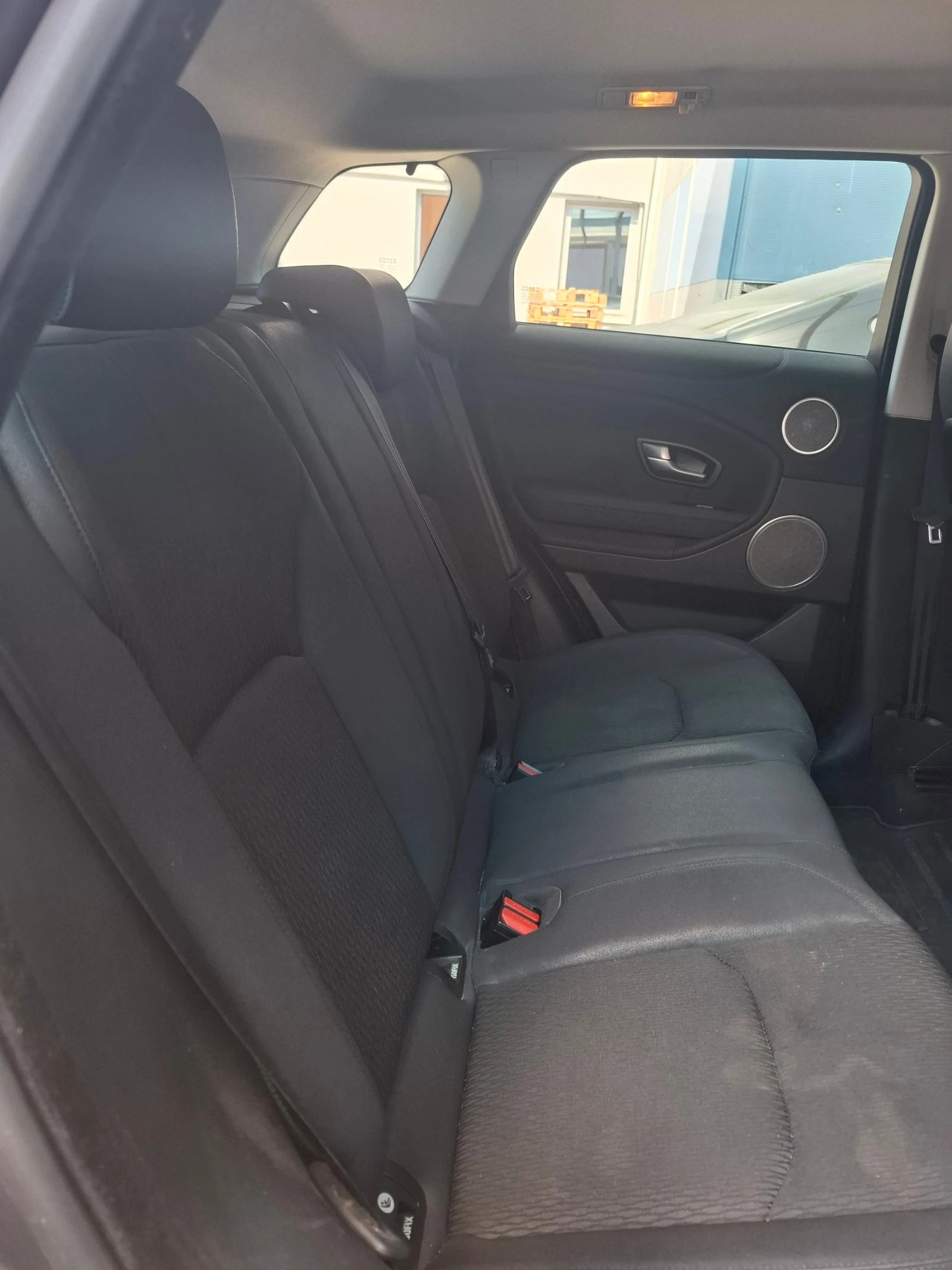 Land Rover Range Rover Evoque, снимка 6 - Автомобили и джипове - 56151947