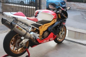     Aprilia RSV4 RSV1000R