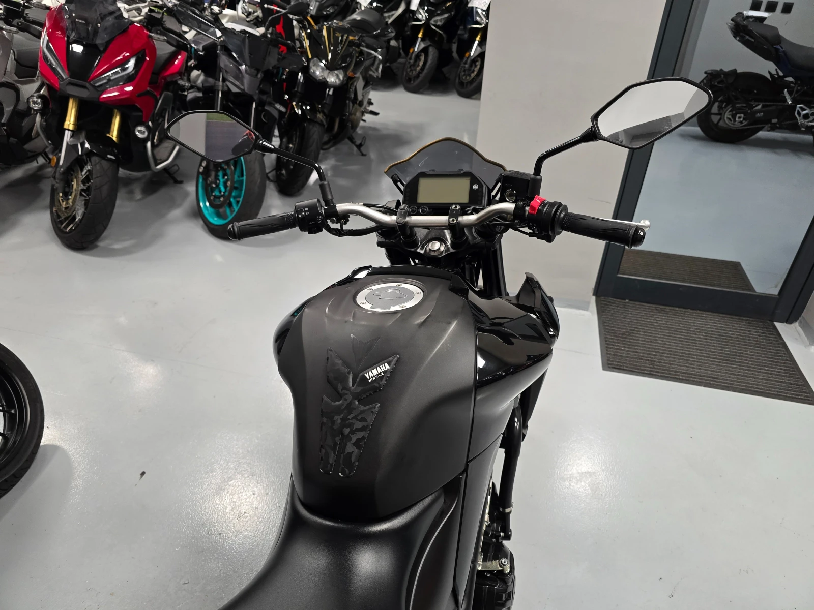 Yamaha Mt-03 320ie, ABS, 2020�., ���. �2! | Mobile.bg � ����������� 12