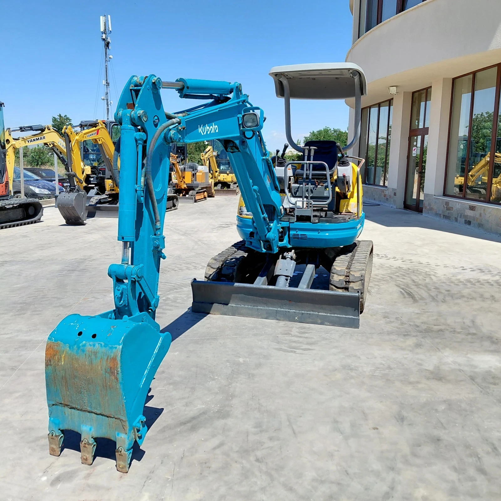 ����� Kubota U-25-3S * 1500 �������� * ����� �� ��� *  | Mobile.bg � ����������� 8
