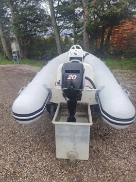 Надуваема лодка Valiant D380, снимка 4