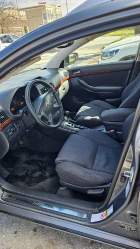 Toyota Avensis, снимка 5