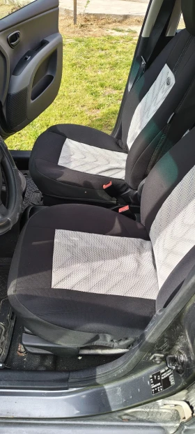 Hyundai I10, снимка 6