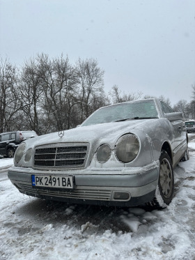 Mercedes-Benz E 290, снимка 1 - Автомобили и джипове - 45144046