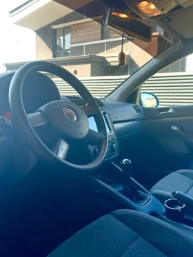 Обява за продажба на VW Golf 1.6 fsi ~7 000 лв. - изображение 5