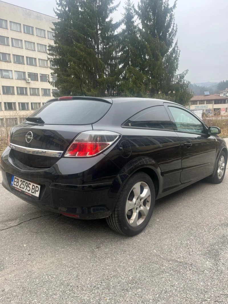 Opel Astra 1.9 CDTI GTC 120k, снимка 4 - Автомобили и джипове - 48156516