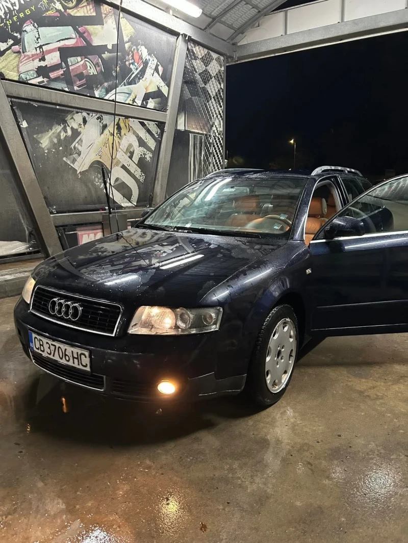 Audi A4 1.8T, снимка 1 - Автомобили и джипове - 48671269