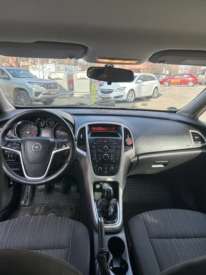 Opel Astra 1.4i Gaz, снимка 11 - Автомобили и джипове - 48835362