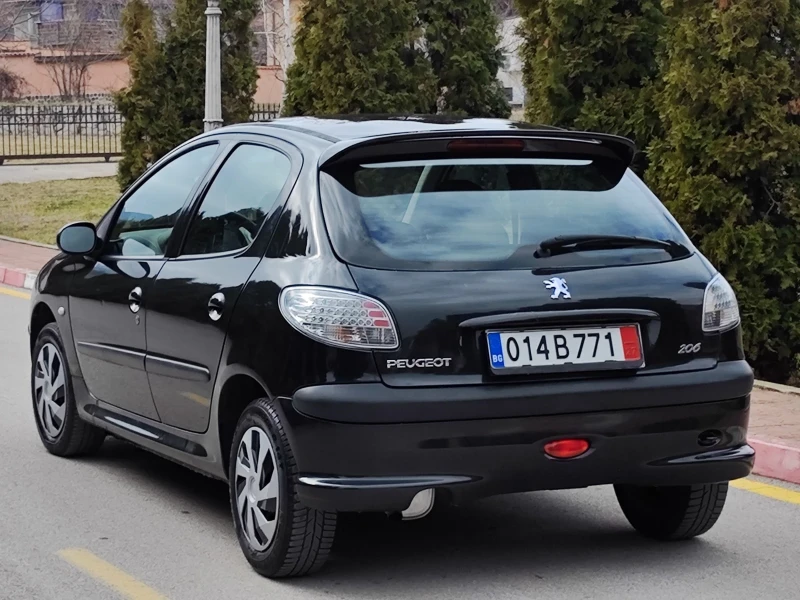 Peugeot 206 1.1I(60)* FACELIFT* НОВ ВНОС* , снимка 5 - Автомобили и джипове - 49026450