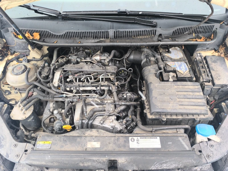 VW Touran 2.0tdi ПРОМО, снимка 14 - Автомобили и джипове - 53076308