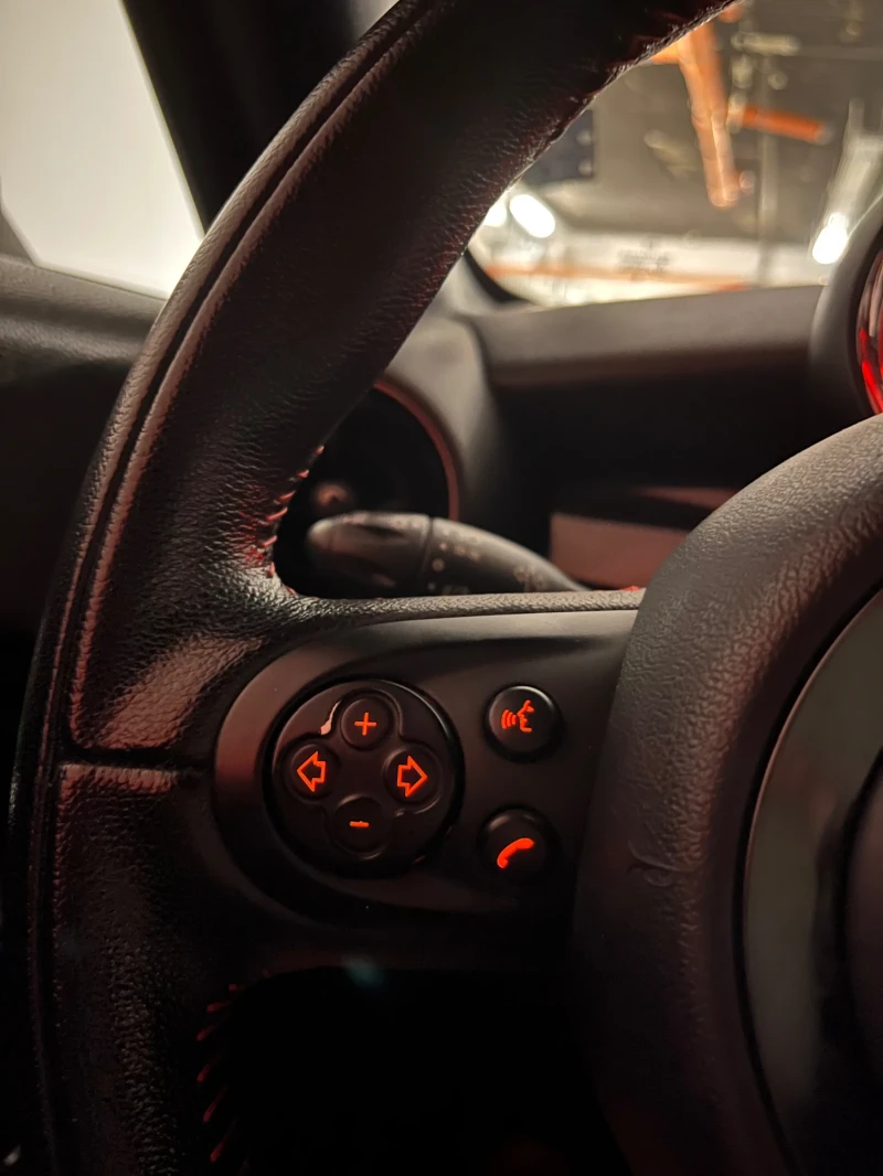 Mini John Cooper Works Coupe, снимка 14 - Автомобили и джипове - 51788724