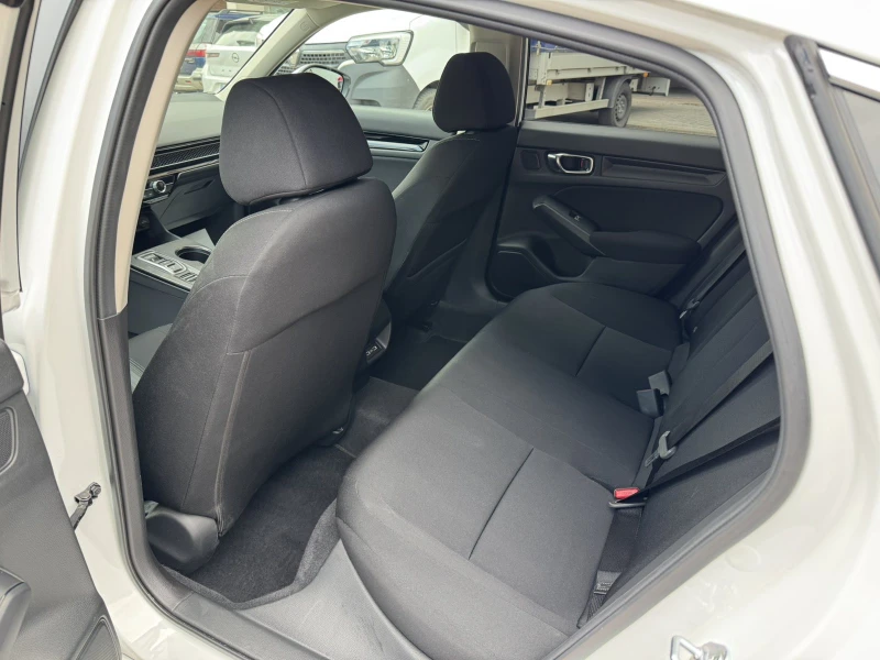 Honda Civic 2.0 i-MMD Elegance, снимка 10 - Автомобили и джипове - 51847830