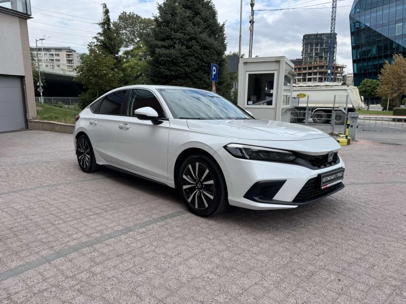 Honda Civic 2.0 i-MMD Elegance, снимка 3 - Автомобили и джипове - 51847830