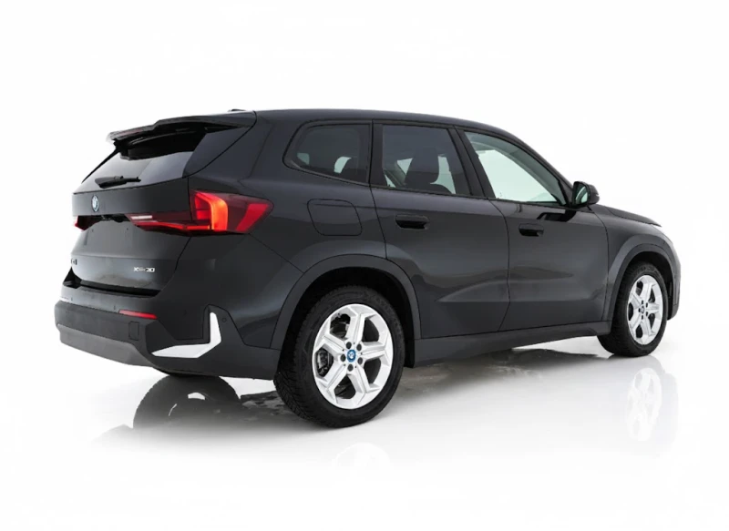 BMW iX1 xDrive Лизинг, снимка 4 - Автомобили и джипове - 53352731