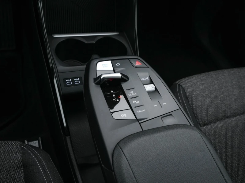 BMW iX1 xDrive Лизинг, снимка 12 - Автомобили и джипове - 53352731