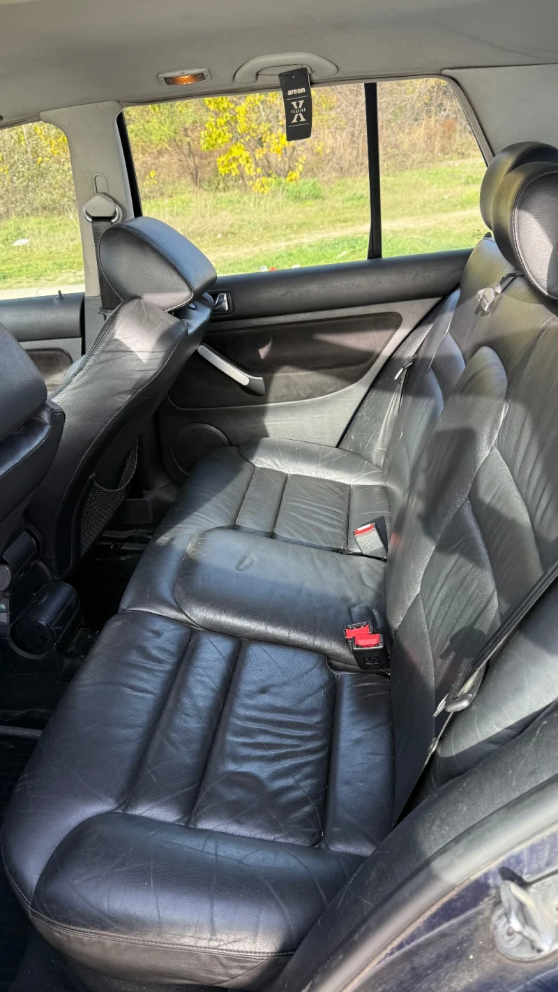 VW Golf 2.8 VR6, снимка 9 - Автомобили и джипове - 52665304