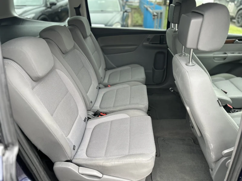 VW Sharan, снимка 13 - Автомобили и джипове - 53021332