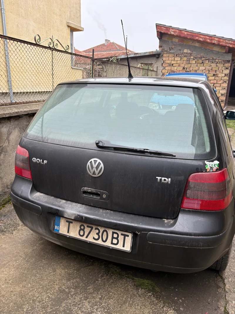 VW Golf 1.9 TDI 110 к.с., снимка 5 - Автомобили и джипове - 53212728