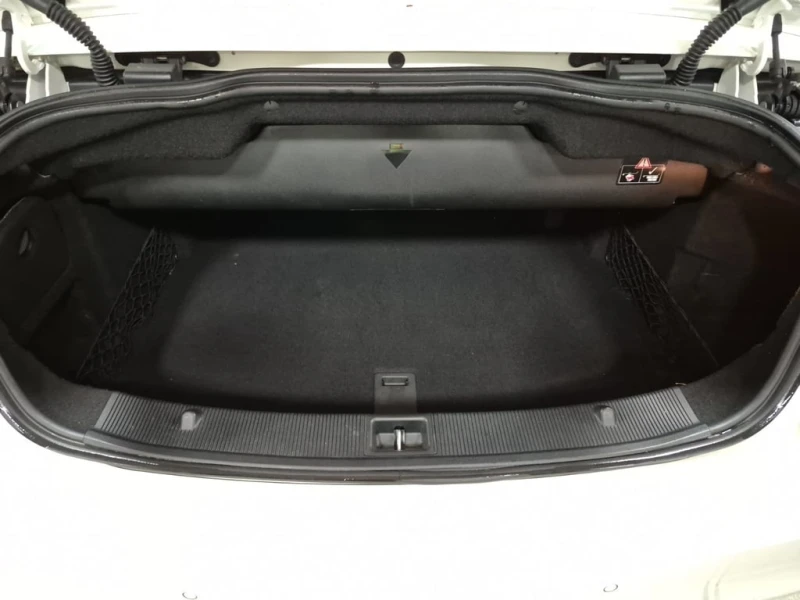 Mercedes-Benz E 350 * CARFAX * ЦЕНА ДО БГ, снимка 15 - Автомобили и джипове - 53341057