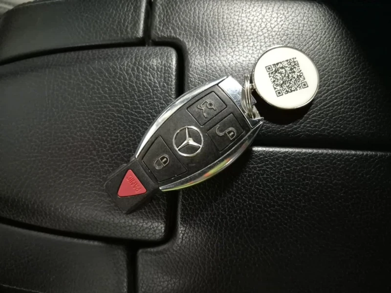 Mercedes-Benz E 350 * CARFAX * ЦЕНА ДО БГ, снимка 13 - Автомобили и джипове - 53341057